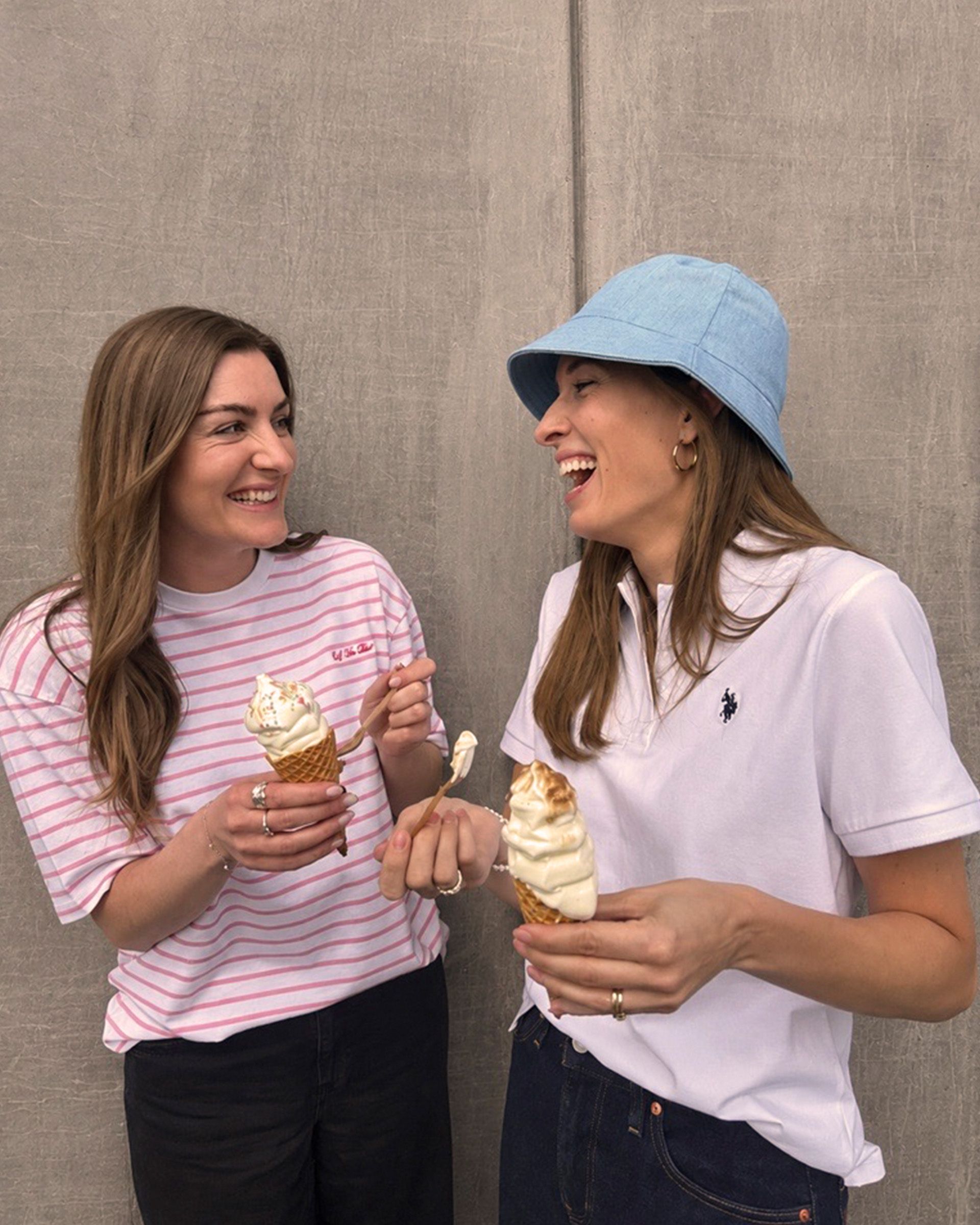 Two STARTEX colleagues sharing ice cream